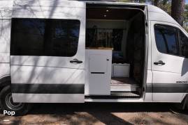 2007 Dodge Sprinter 2500 170WB, $ 54,500