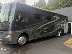 2014 Winnebago Vista 35B, $ 42,500