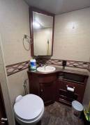 2014 Winnebago Vista 35B, $ 42,500