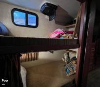 2014 Winnebago Vista 35B, $ 42,500