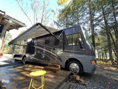 2014 Winnebago Vista 35B, $ 42,500