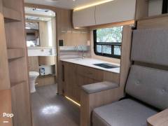 2020 Leisure Travel Wonder W24MB, $ 103,000