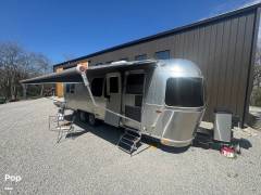 2020 Airstream Flying Cloud 28RB, $ 74,999