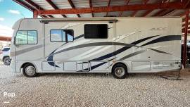 2014 Thor Motor Coach A.C.E. 30.1, $ 45,000