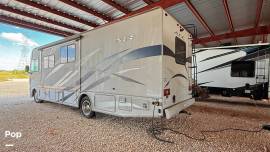 2014 Thor Motor Coach A.C.E. 30.1, $ 45,000