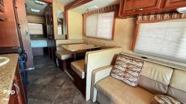 2014 Thor Motor Coach A.C.E. 30.1, $ 45,000