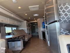 2015 Winnebago Forza 38R, $ 105,000