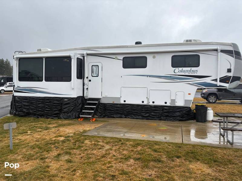 2022 Forest River Columbus 379MBC, $ 77,000