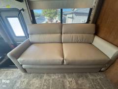 2013 Thor Motor Coach Palazzo 33.2, $ 79,999