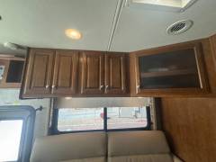 2013 Thor Motor Coach Palazzo 33.2, $ 79,999
