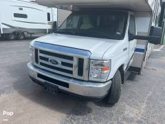 2020 Thor Motor Coach Chateau 28Z, $ 60,500