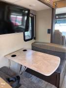 2019 Thor Motor Coach Hurricane 34J, $ 46,500