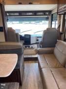 2019 Thor Motor Coach Hurricane 34J, $ 46,500