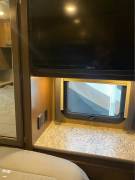 2019 Thor Motor Coach Hurricane 34J, $ 46,500