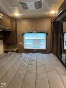 2019 Thor Motor Coach Hurricane 34J, $ 46,500