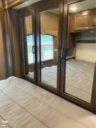 2019 Thor Motor Coach Hurricane 34J, $ 46,500