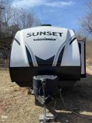2022 CrossRoads Sunset Trail 330SI, $ 29,999