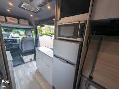 2022 TrueVan Vision X 4x4, $ 132,000