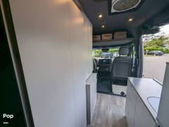 2022 TrueVan Vision X 4x4, $ 132,000