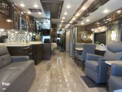 2018 Newmar Dutch Star 4369, $ 274,000