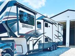 2017 Grand Design Momentum 376TH, $ 49,900