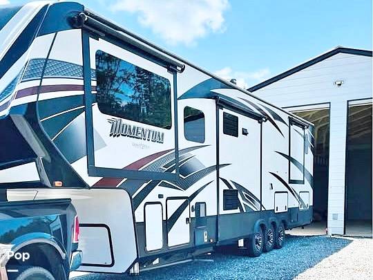 2017 Grand Design Momentum 376TH, $ 49,900