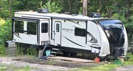 2021 Grand Design Reflection 315RLTS, $ 32,999