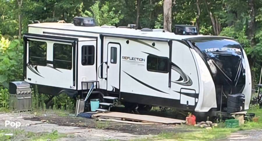 2021 Grand Design Reflection 315RLTS, $ 32,999