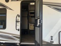 2023 Genesis Supreme 2916GCK, $ 62,500