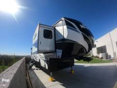 2020 Heartland Road Warrior Toy Hauler 414, $ 54,000