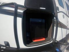 2020 Heartland Road Warrior Toy Hauler 414, $ 54,000