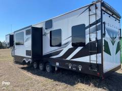 2022 Dutchmen Voltage 4145, $ 96,700