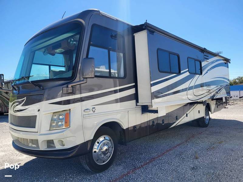 2011 Damon Challenger 368, $ 49,000