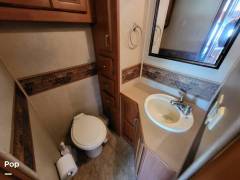 2011 Damon Challenger 368, $ 49,000