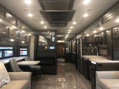 2020 American Coach American Revolution 42Q, $ 309,950