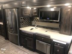 2020 American Coach American Revolution 42Q, $ 309,950