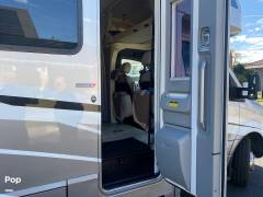 2021 Winnebago Navion 24V, $ 117,500