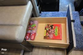 2019 Thor Motor Coach Omni BB35, $ 155,000