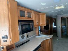 2007 Winnebago Tour 40TD, $ 44,500