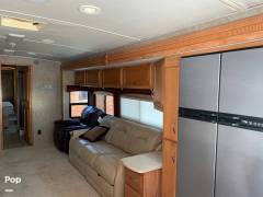 2007 Winnebago Tour 40TD, $ 44,500