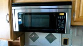 2007 Winnebago Tour 40TD, $ 44,500