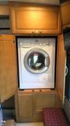 2007 Winnebago Tour 40TD, $ 44,500