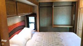 2007 Winnebago Tour 40TD, $ 44,500