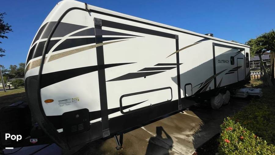 2023 Keystone Outback 328RL, $ 58,100