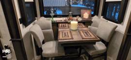 2019 Keystone Montana 3761FL, $ 59,500