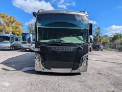 2017 Winnebago Grand Tour 45RL, $ 238,900