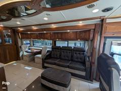 2017 Winnebago Grand Tour 45RL, $ 238,900