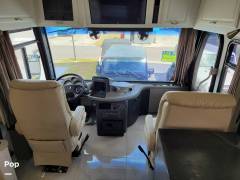 2007 Fleetwood Revolution LE 40E, $ 83,300