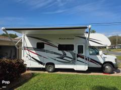 2022 Thor Motor Coach Four Winds 25M, $ 94,500