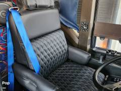 1998 Prevost H3-41, $ 39,000